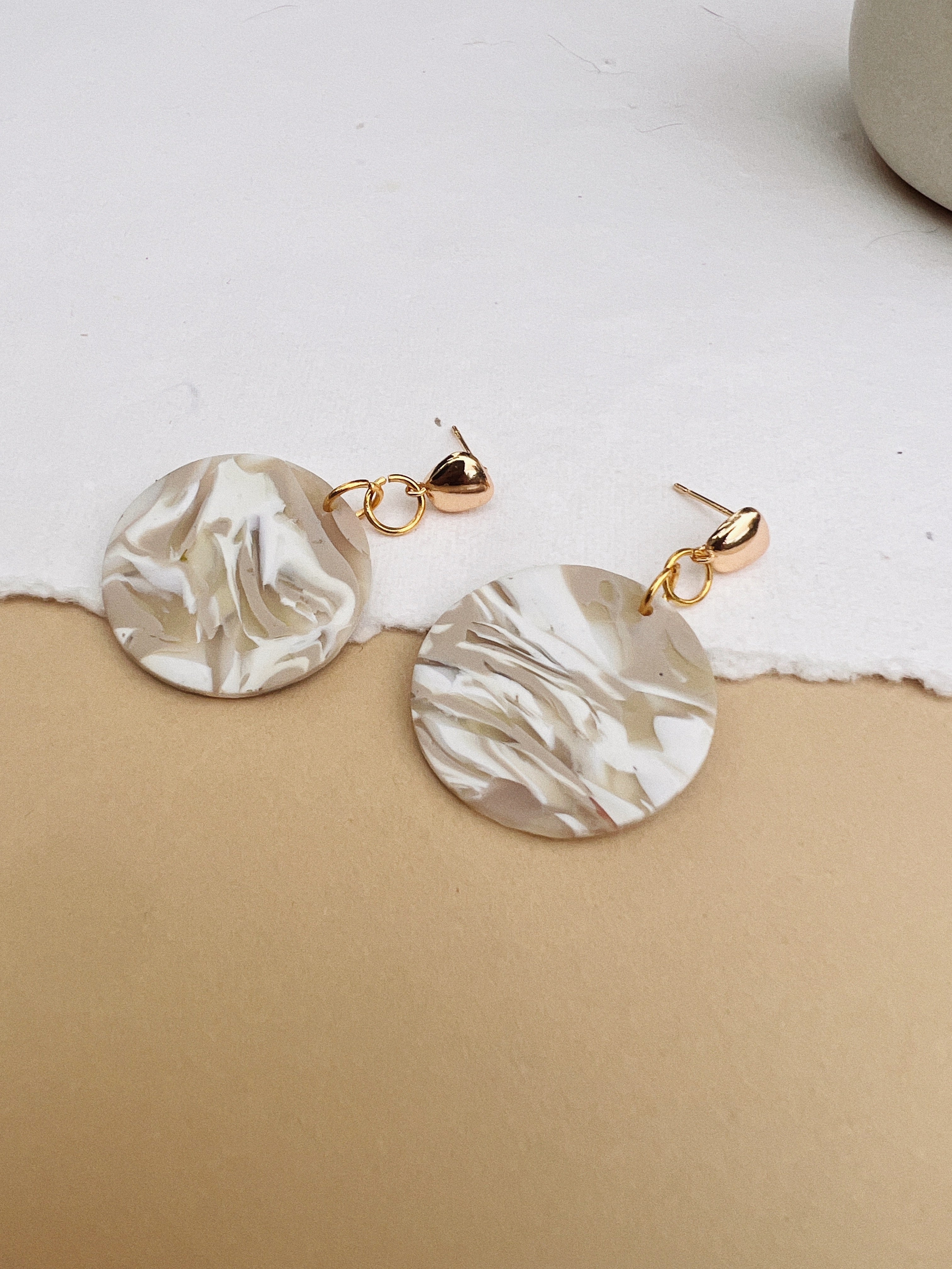 Neutral Marble Pattern Dangle Earring