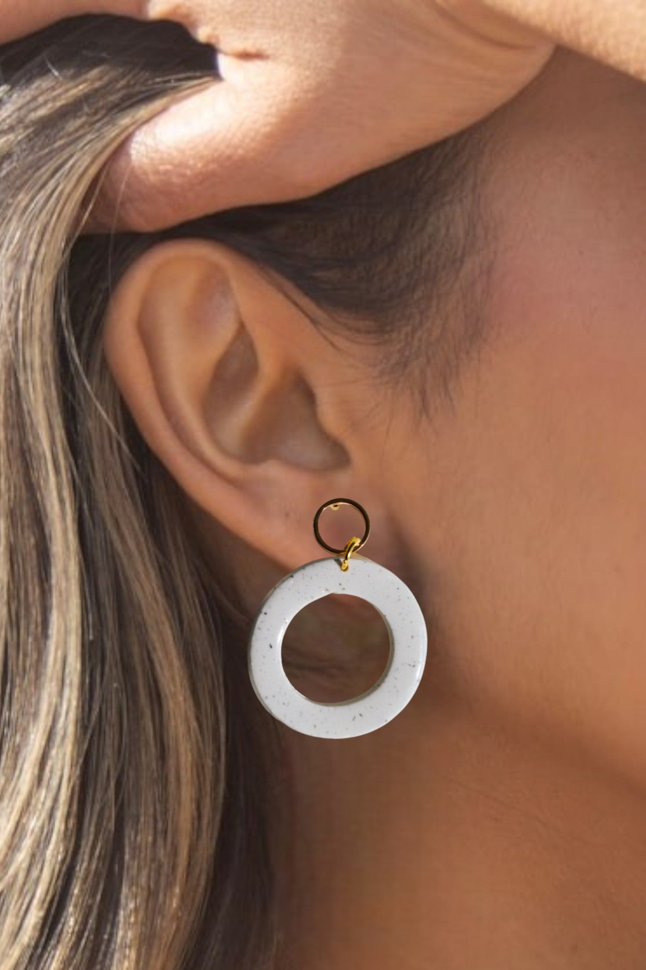 White Speckle Cut Out Circle Dangle Earring